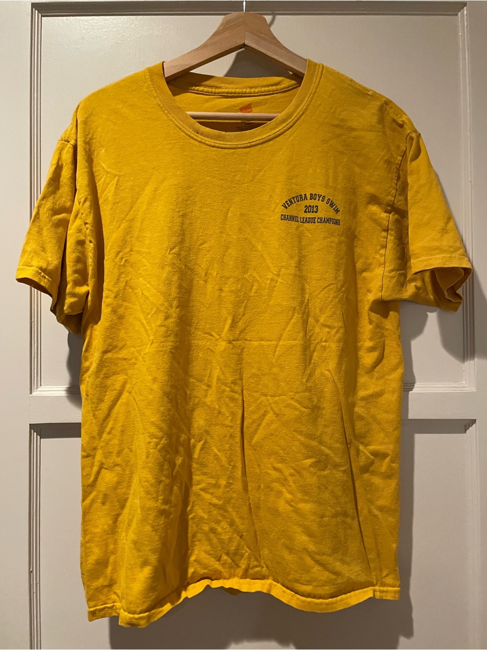 Ventura Swim
team 100% cotton Yellow T-Shirt - small